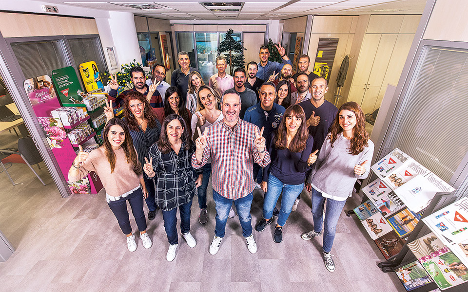 s-c-johnson-hellas-πολυεθνική-και-οικογενειακή-2308096