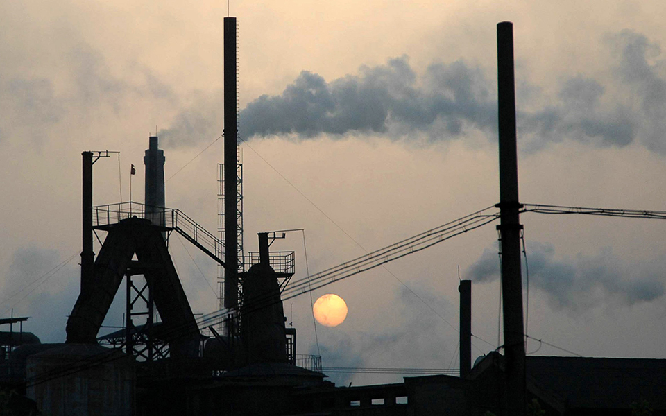 η-κίνα-ρυπαίνει-την-ατμόσφαιρα-2317733