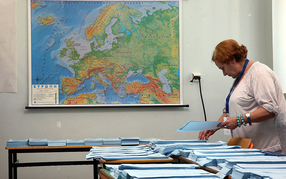 εκπλήξεις-και-μεγάλες-ανατροπές-στου-2318277