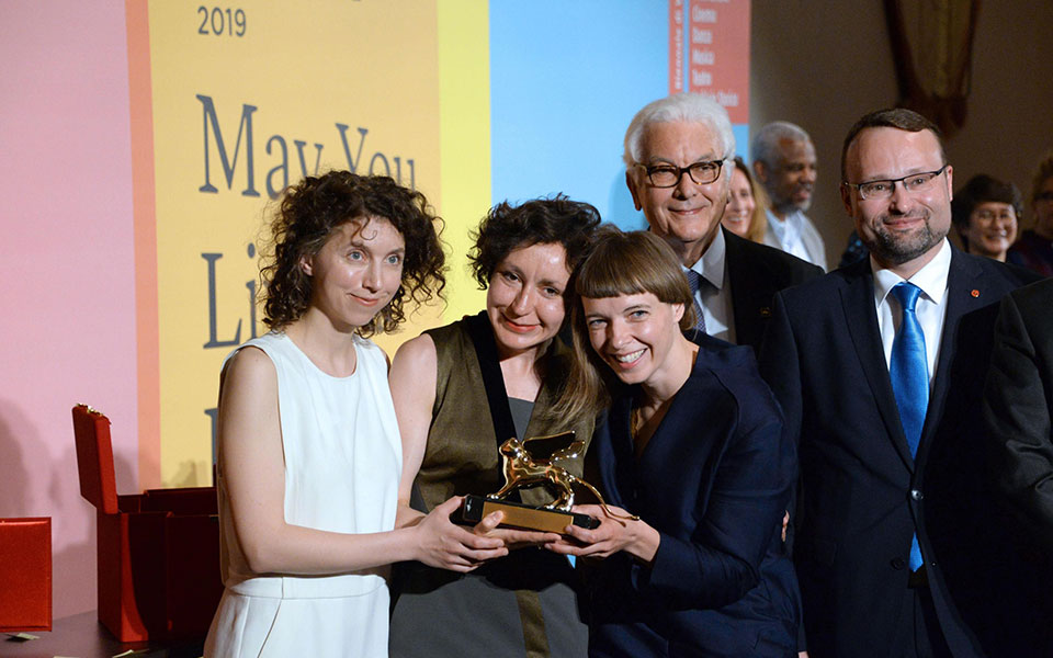 58η-μπιενάλε-αργυρός-λέοντας-στην-κύπρι-2315665