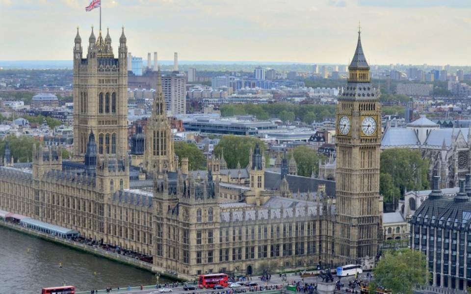 ολική-επαναφορά-για-τους-βρετανούς-φι-2319455