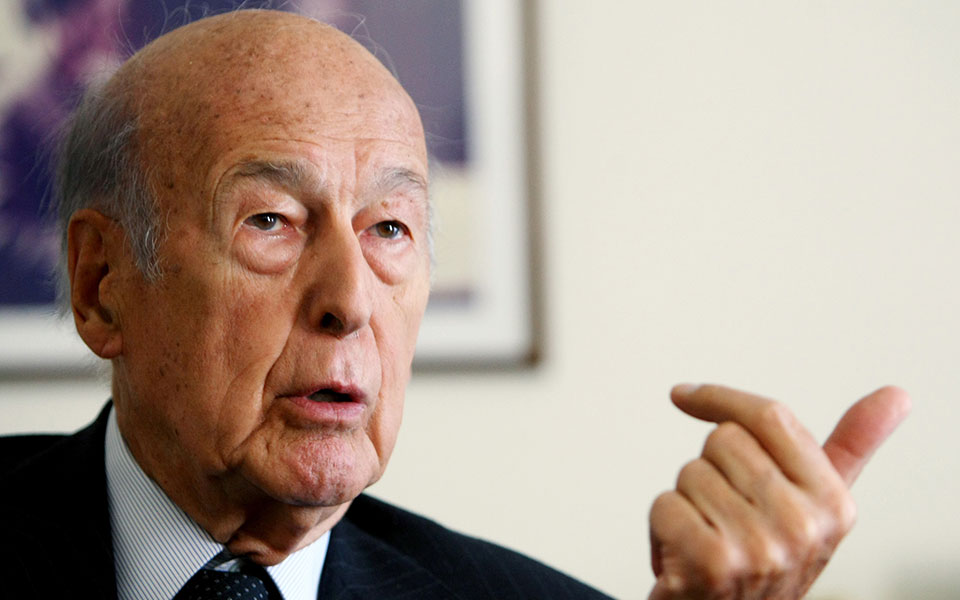 βαλερί-ζισκάρ-ντ-εστέν-στην-κ-ιδιο-2317981