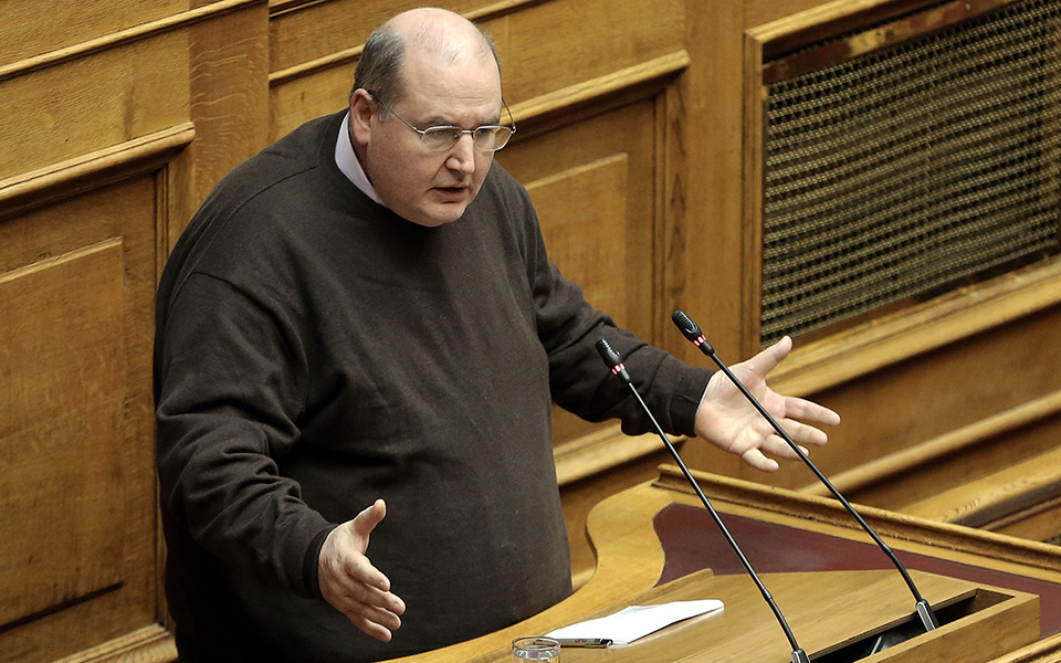 φίλης-ενας-από-τους-λόγους-που-χάσαμε-ε-2318317