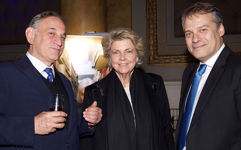 ενα-νεοϋορκέζικο-γκαλά-αφιερωμένο-στ-2316860