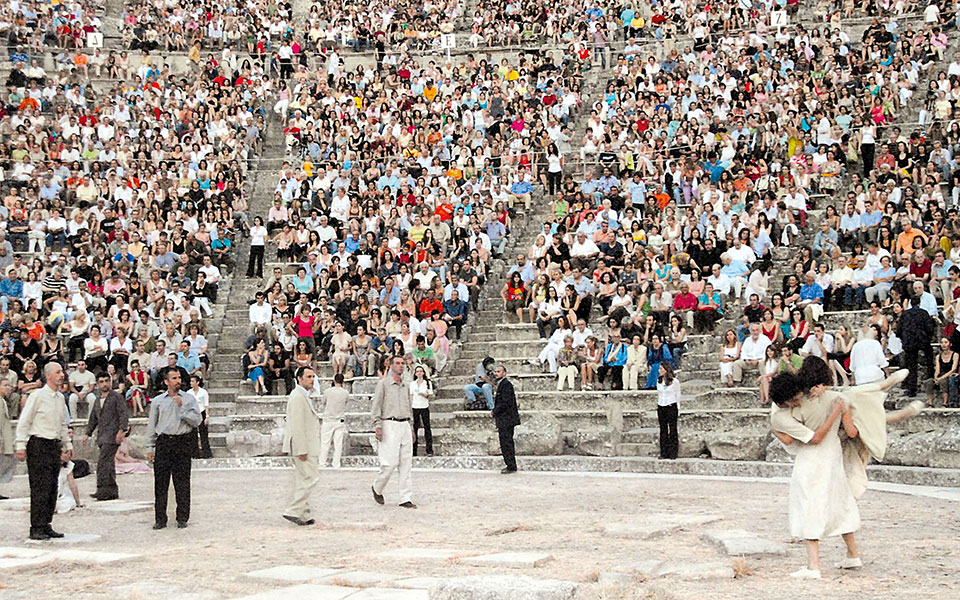 η-εξύψωση-των-ελληνικών-2317980