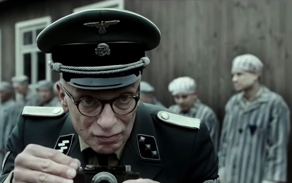 τα-εγκλήματα-των-ναζί-καρέ-καρέ-2317896