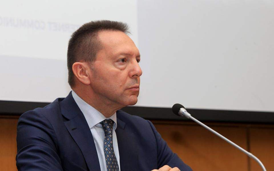 βράβευση-του-γ-στουρνάρα-από-το-πανεπι-2319481