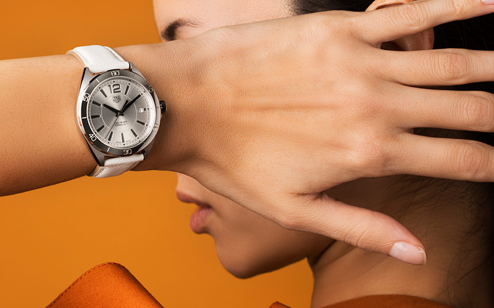 12-κλασικά-ρολόγια-για-τη-γιορτή-της-μητ-2314551