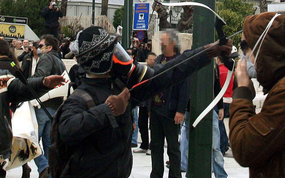 απέδρασε-από-τις-φυλακές-τίρυνθας-ο-τ-2321162