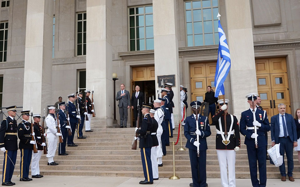 αυστηρό-μήνυμα-του-αμερικανού-υπουργ-2321313