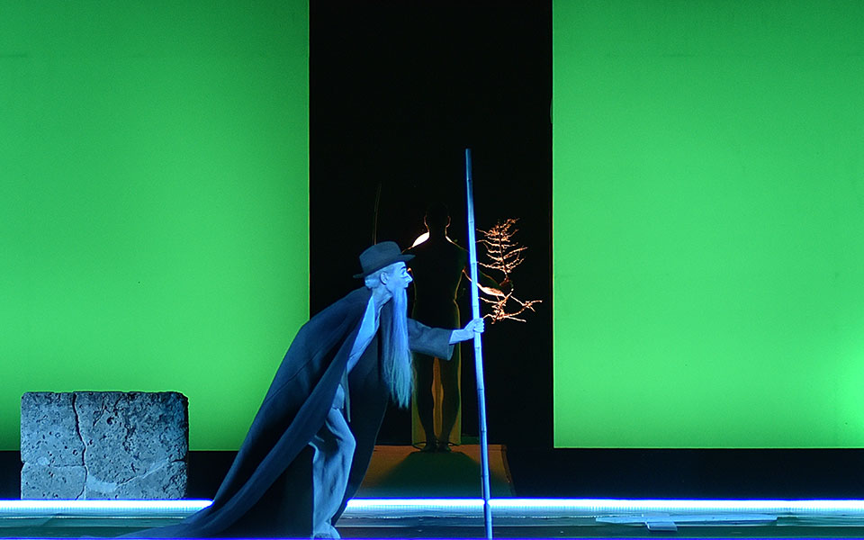 φως-σε-μια-στιγμή-αλήθειας-2323867