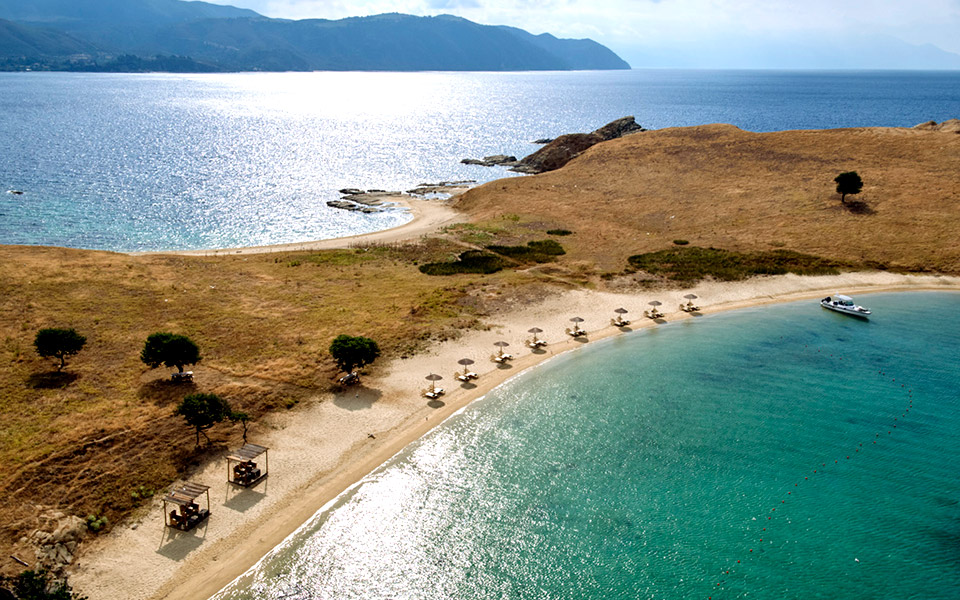 ροβινσώνες-στην-ουρανούπολη-2323894