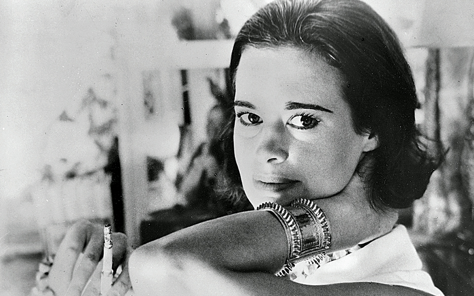 η-κουλ-μοντέρνα-γκλόρια-βάντερμπιλ-2323482