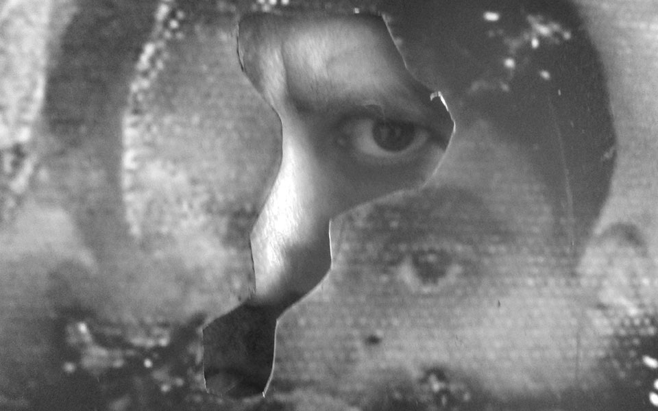 ενα-εικοσιτετράωρο-με-τον-εικαστικό-κ-2323306