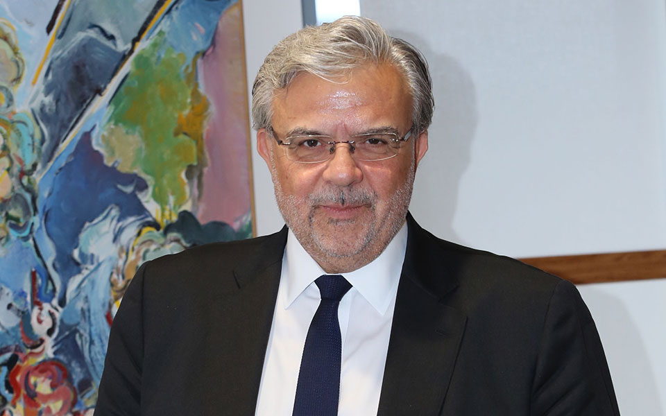 χρήστος-μεγάλου-στην-κ-ψήφος-εμπιστ-2324781