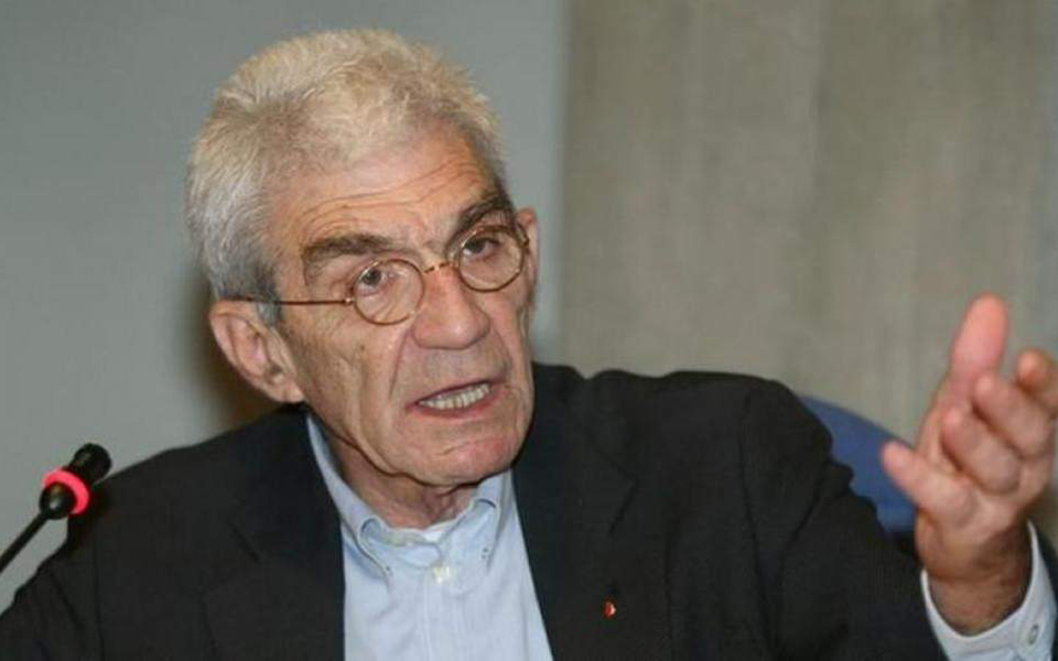 η-τούρτα-έκπληξη-για-τα-γενέθλια-του-2322163