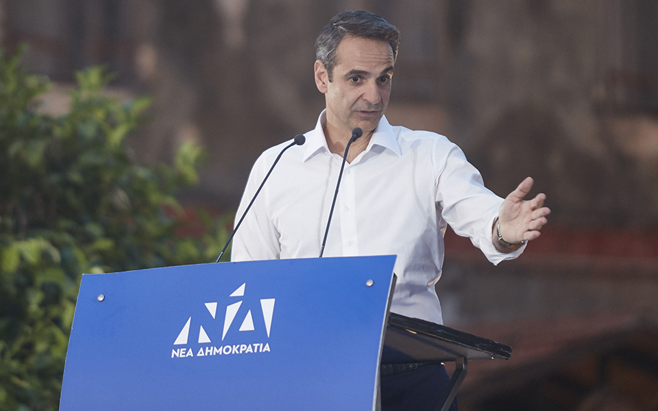 θερμή-υποδοχή-στον-κυρ-μητσοτάκη-επεφ-2322580