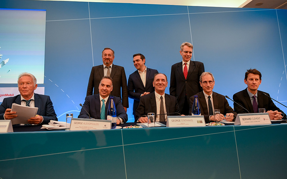 υπεγράφησαν-οι-συμβάσεις-για-έρευνες-2324327