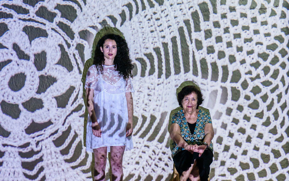 με-οδηγό-την-ανθρώπινη-περιπέτεια-2324033