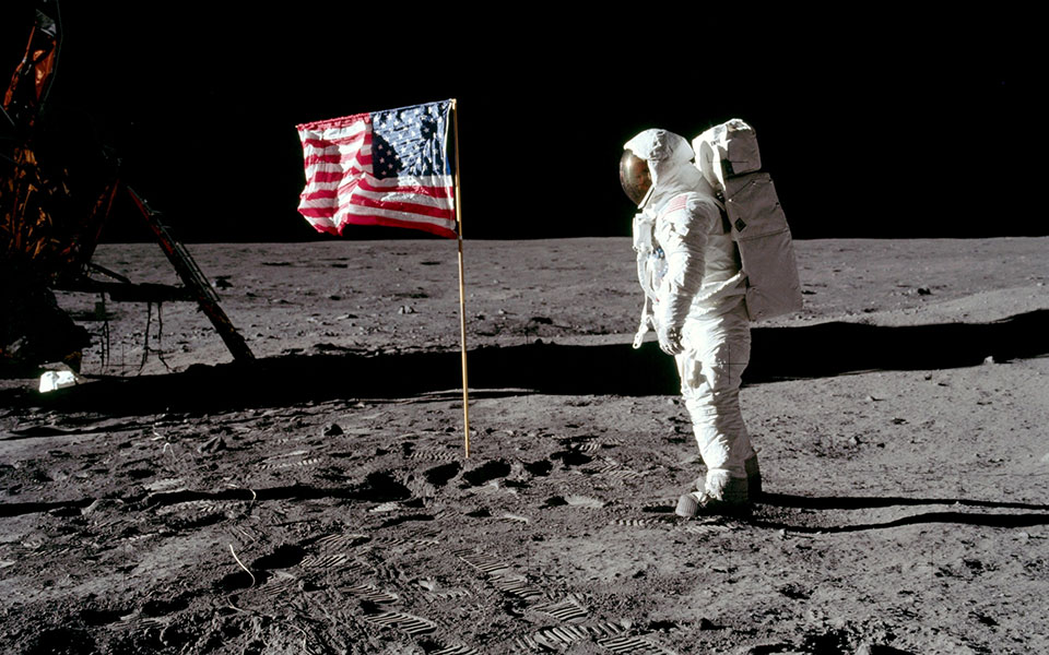 η-nasa-γιορτάζει-την-αποστολή-apollo-11-και-περιμέ-2328609