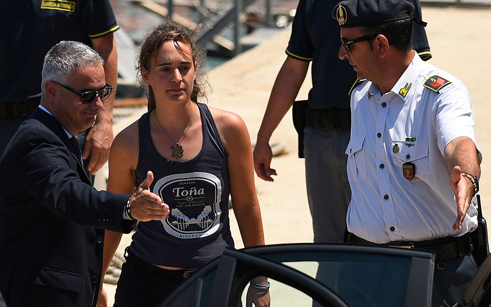 ο-σαλβίνι-έχασε-τη-ναυμαχία-με-τη-ρακ-2326485