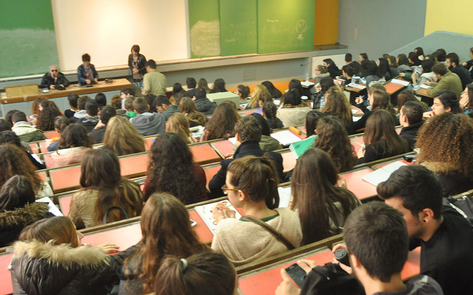 πρέπει-να-μπει-όριο-για-τους-αιώνιους-2330291