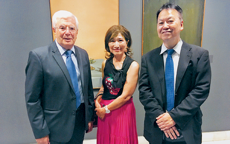 ταξιδεύοντας-στη-ζωή-και-στην-τέχνη-με-2325395