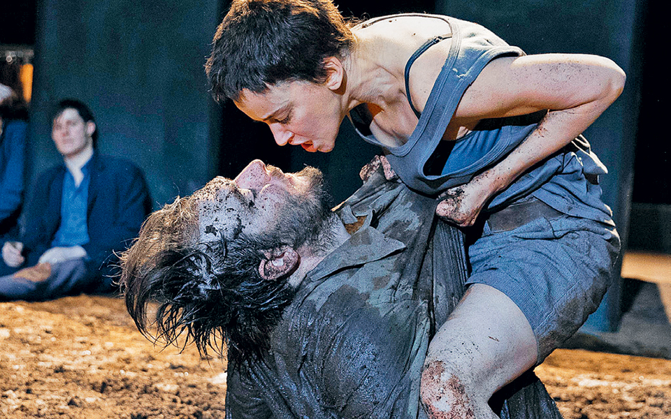 ηλέκτρα-ορέστης-στον-δρόμο-της-βίας-2328007