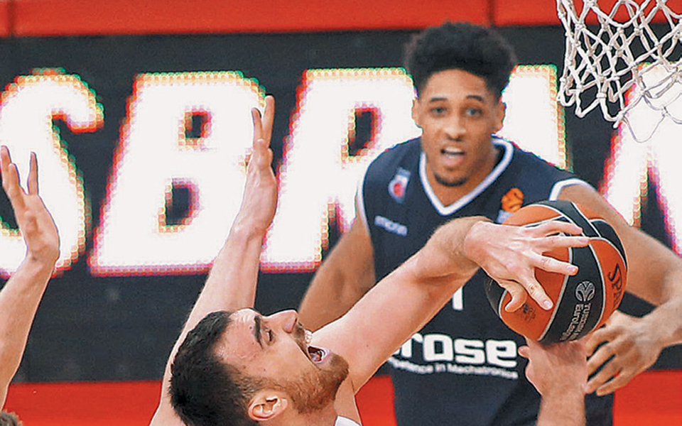 γεμίζει-τις-θέσεις-του-ο-ολυμπιακός-2327025