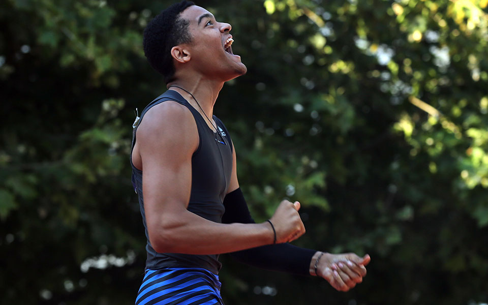 ασημένιος-στο-ευρωπαϊκό-ο-καραλής-2328170