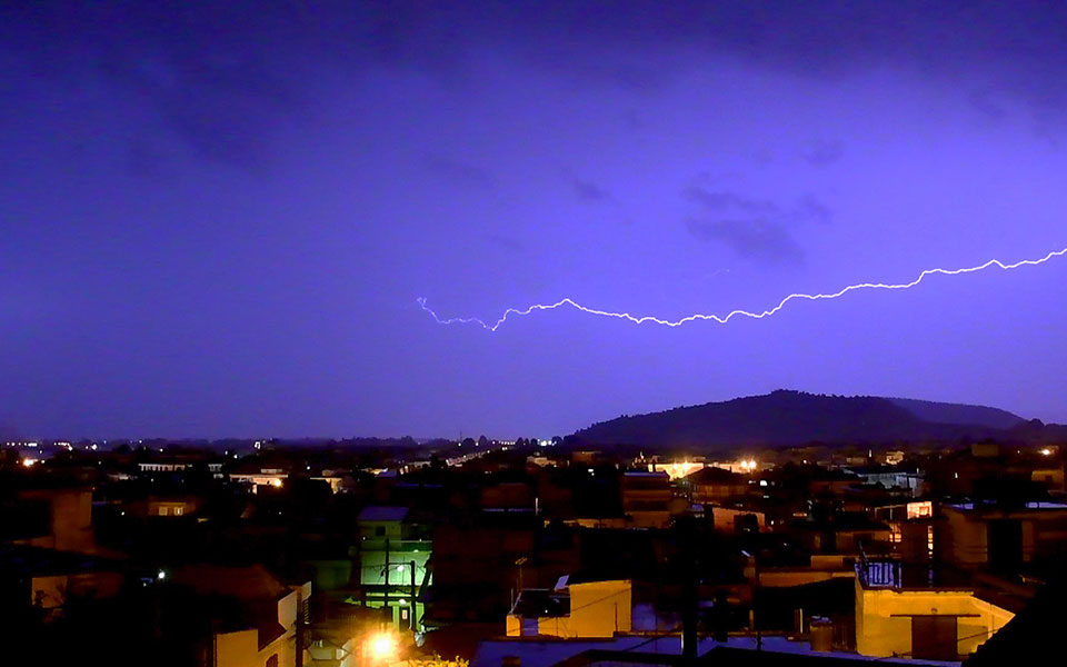 εμυ-νύχτα-έντονων-καιρικών-φαινομένω-2328166