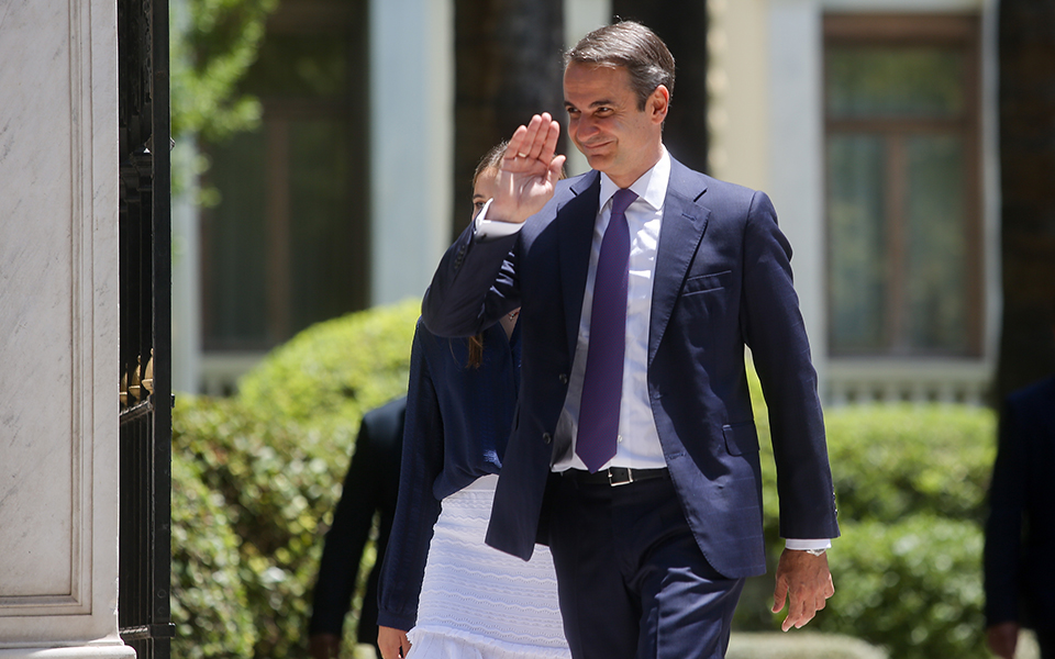 στις-1200-η-ορκωμοσία-της-νέας-κυβέρνησης-2326968