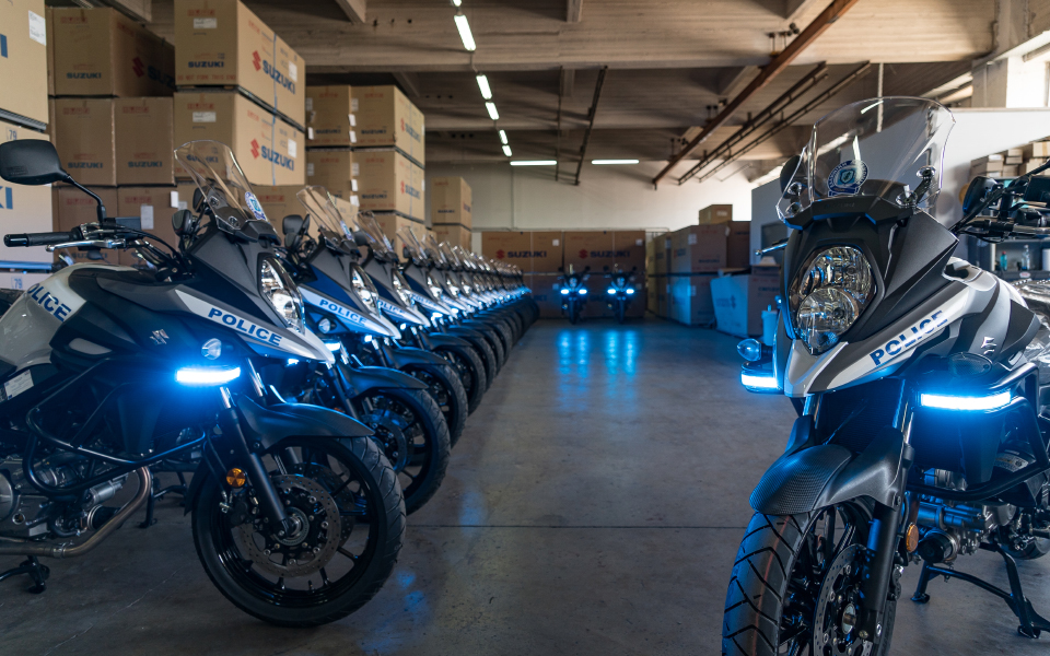 η-suzuki-προμηθευτής-της-ελ-ασ-2325220