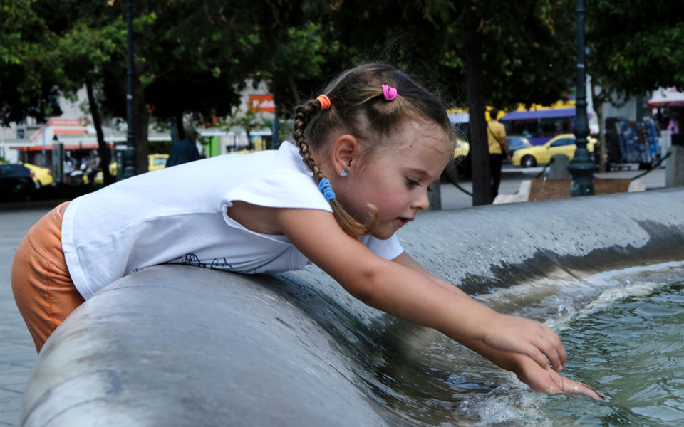 στο-κόκκινο-και-σήμερα-η-θερμοκρασί-2326085