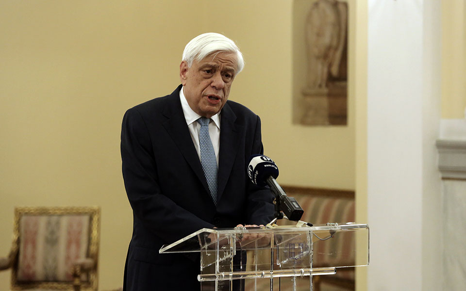 συνάντηση-παυλόπουλου-με-φοιτητές-το-2324909