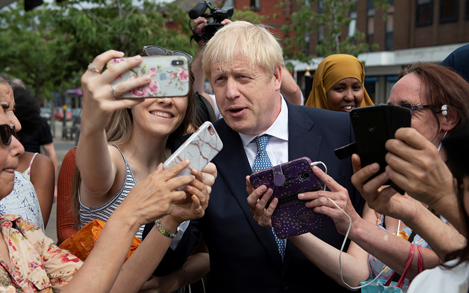 βρετανία-μπ-τζόνσον-σε-μέρκελ-το-backstop-πρέ-2330039