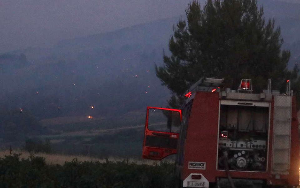 βελτιωμένη-η-εικόνα-της-πυρκαγιάς-στη-2329763