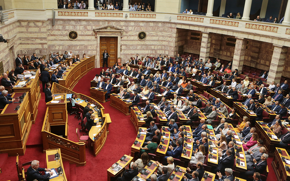 βουλή-και-νέα-κυβέρνηση-ψήφος-εμπιστο-2329326
