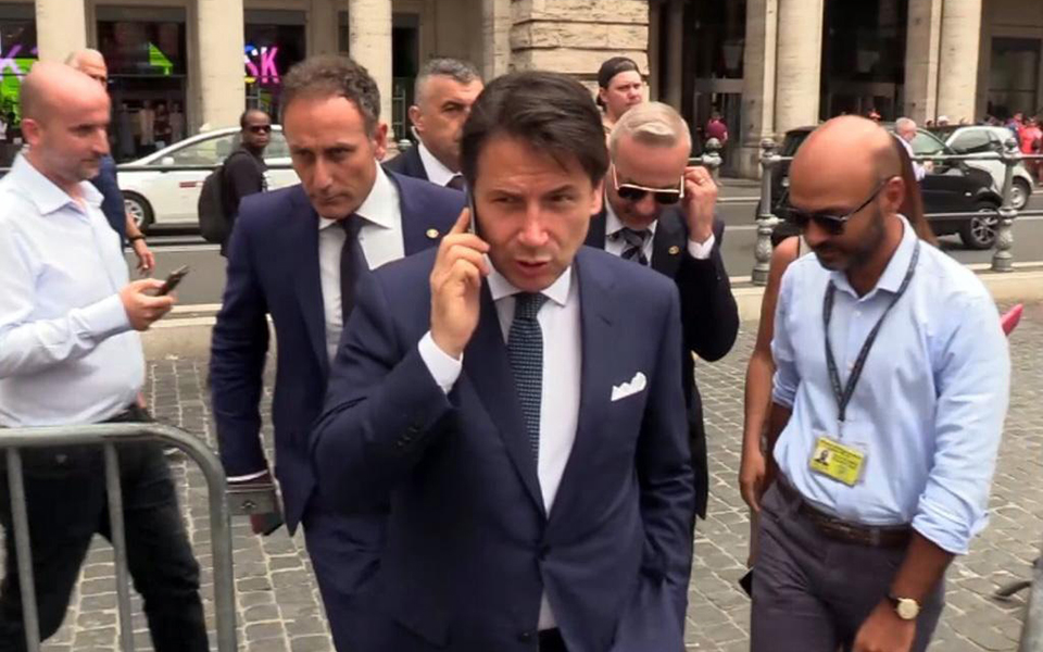 προς-κατάρρευση-η-ιταλική-κυβέρνηση-λ-2332144