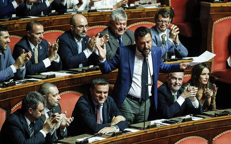 ματέο-σαλβίνι-ο-νέος-κίνδυνος-για-την-ε-2333371