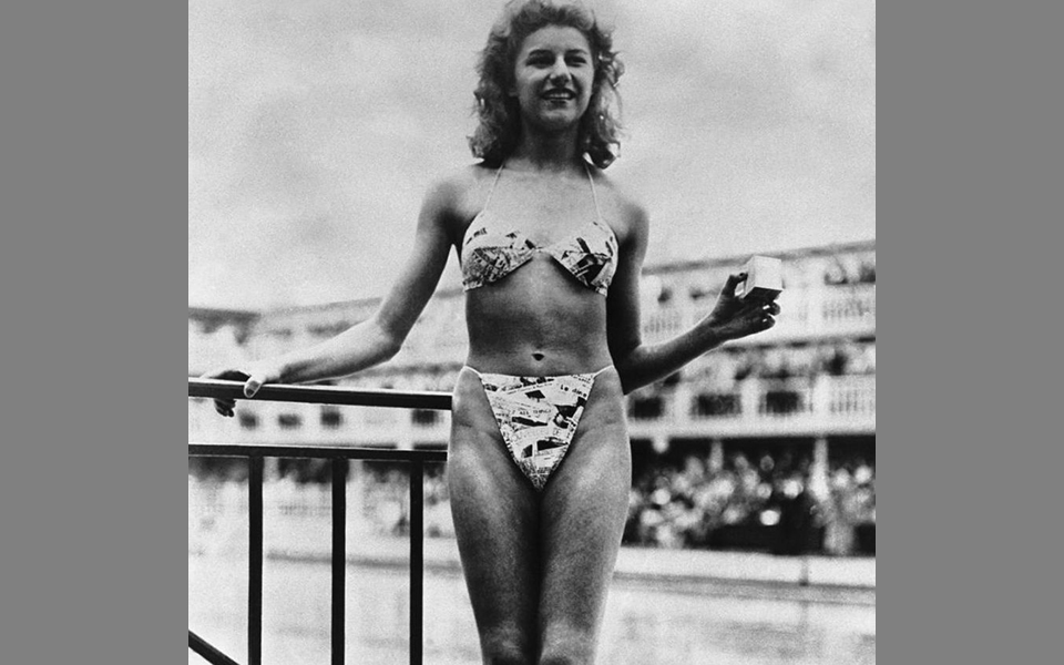 σκέψεις-πάνω-σε-μια-ξαπλώστρα-2334055