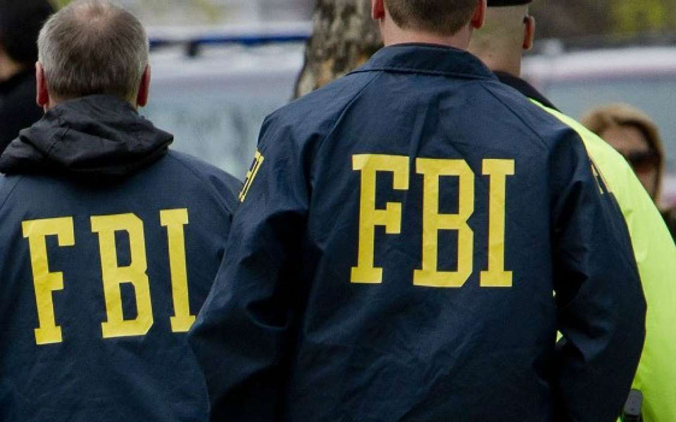 ηπα-25-όπλα-έκρυβε-στο-σπίτι-του-18χρονος-π-2332885