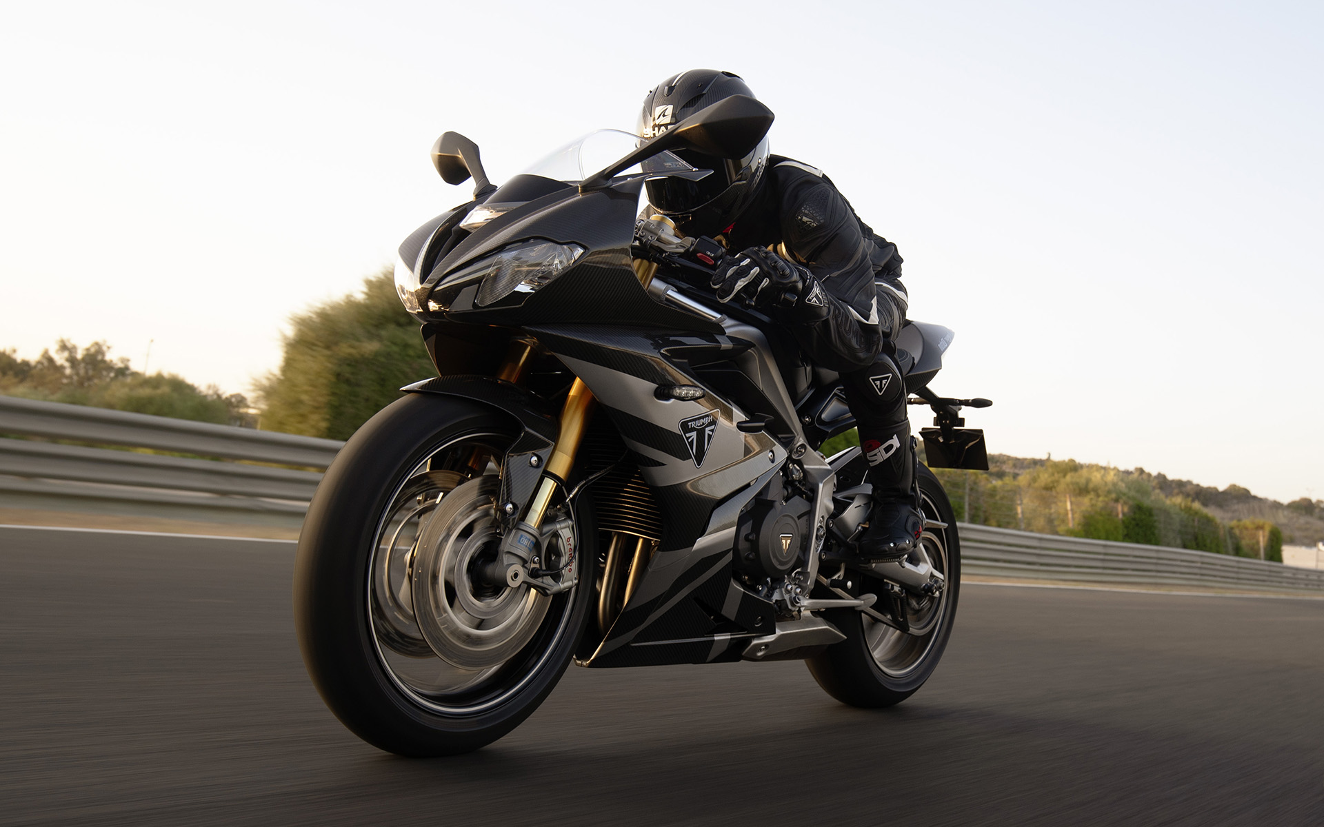 νέα-daytona-moto2-765-2334955