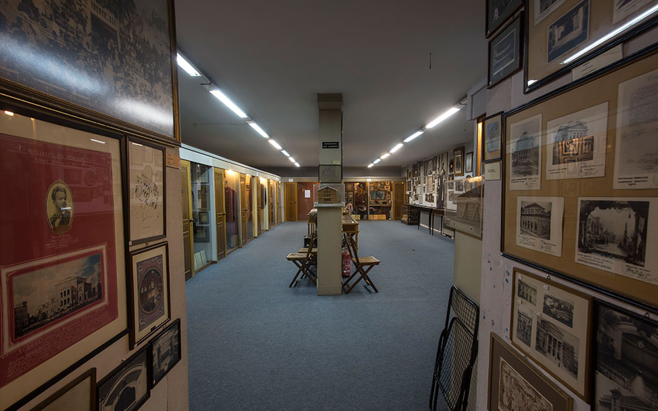 αναζητώντας-νέα-οριστική-λύση-2334836