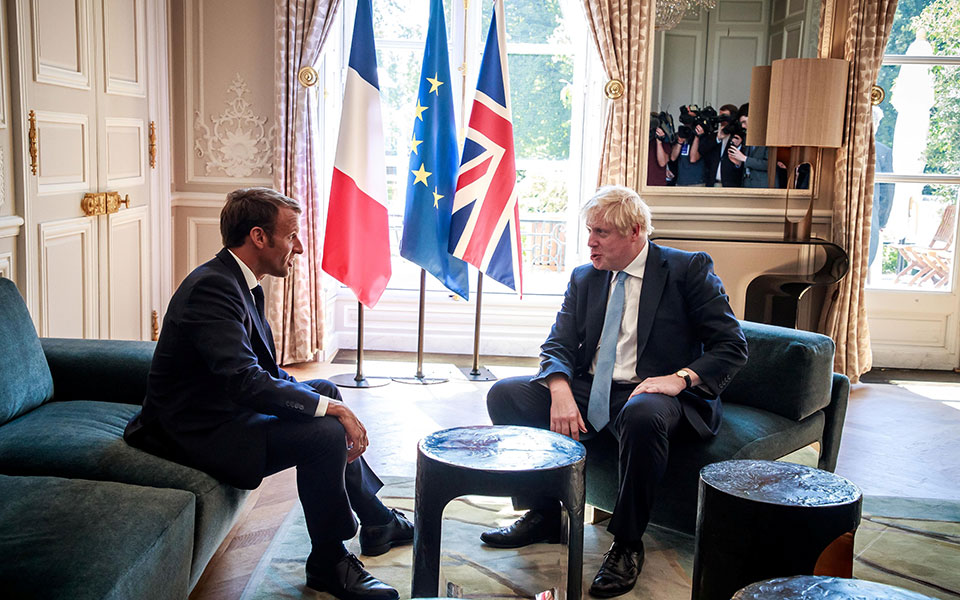 διπλωματικό-πινγκ-πονγκ-δύο-μήνες-πρι-2334251