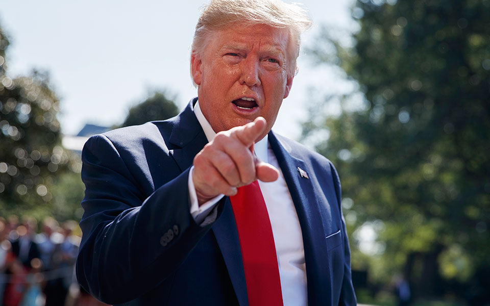 τραμπ-για-οπλοκατοχή-πρέπει-να-γίνουν-2332259