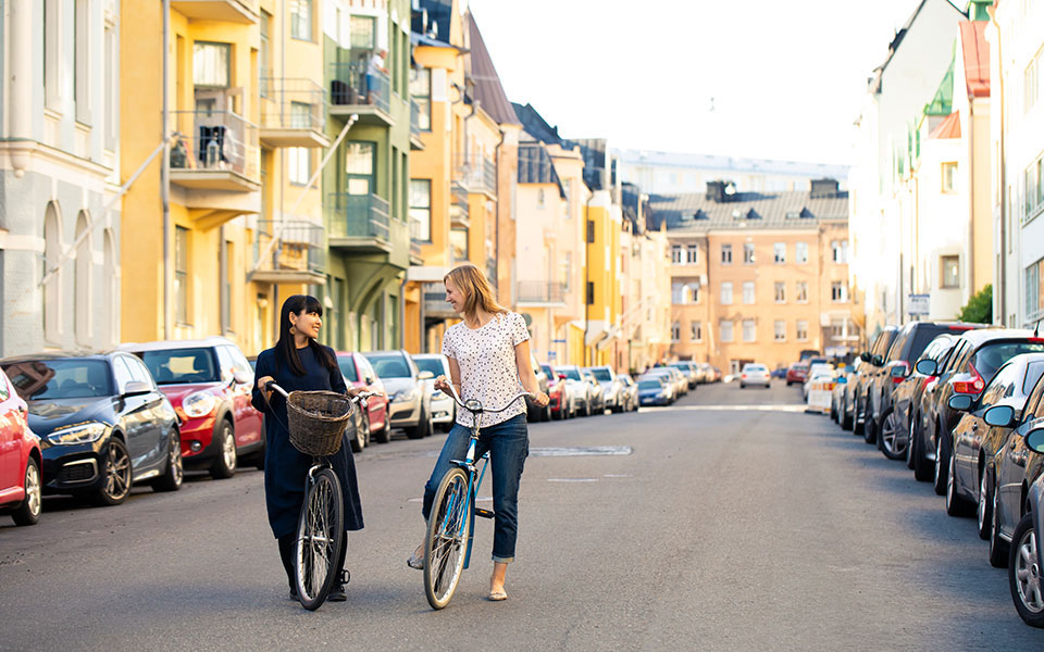 νοικιάστε-έναν-φινλανδό-οδηγό-ευτυχί-2334539