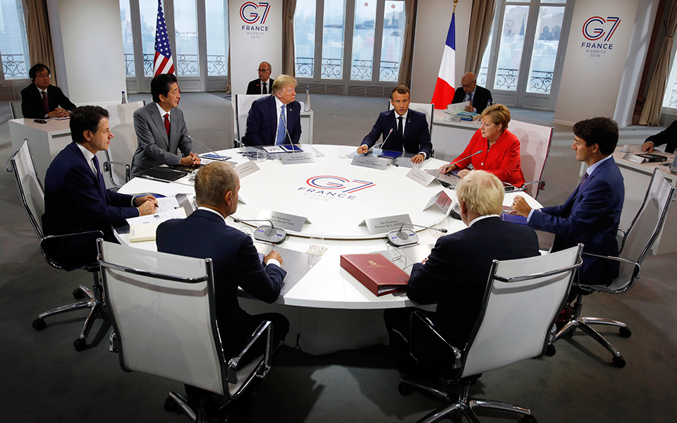 εμπόριο-οικονομία-αμαζόνιος-και-brexit-στο-2334329