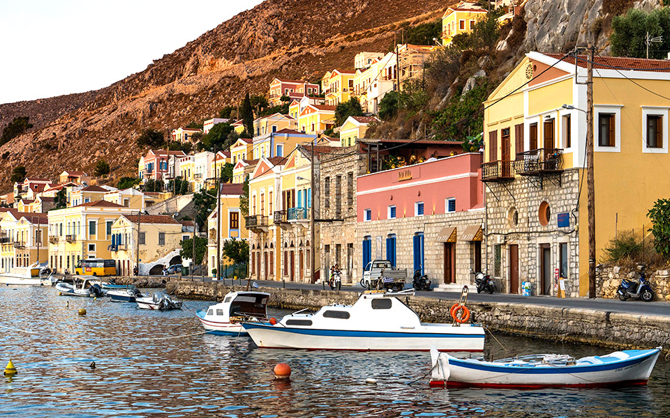 σύμη-ισχυρό-brand-name-2332909