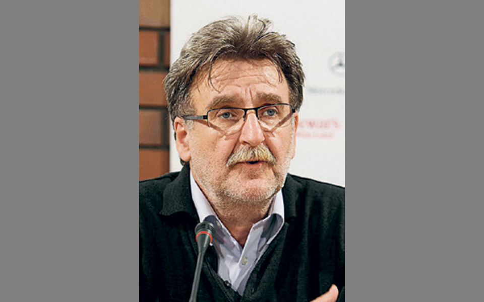 γιώργος-μπράμος-εσωτερικός-και-ουσια-2333276